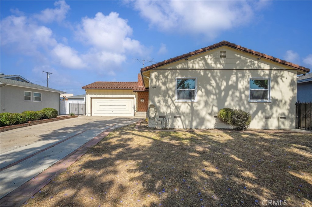 1610 N Linwood