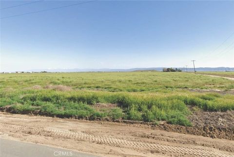 Photo of 51200 100th St West ST, Antelope Acres, CA 93536 (MLS # SR25265722)
