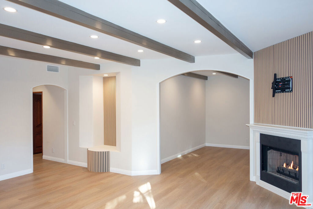 14538 Benefit Street 204