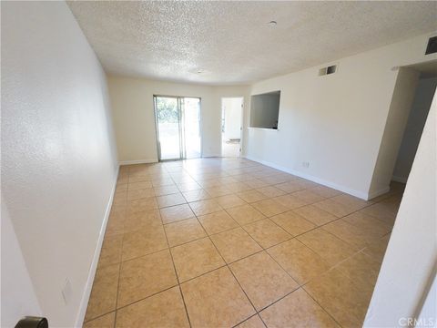 302 E Chestnut Avenue Santa Ana CA 92701