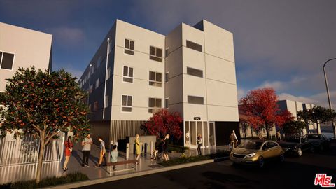 Photo of 6524 Brynhurst Avenue, Los Angeles, CA 90043 (MLS # 26653995)