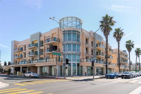 Photo of 1598 Long Beach Blvd #401, Long Beach, CA 90813 (MLS # SR26045217)