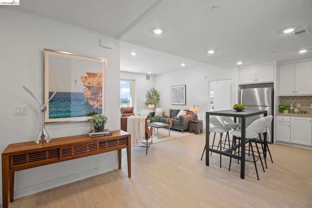 500 Somi Ct Ct 307, Hayward CA 94544