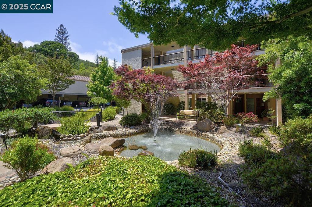 ROSSMOOR - Residential