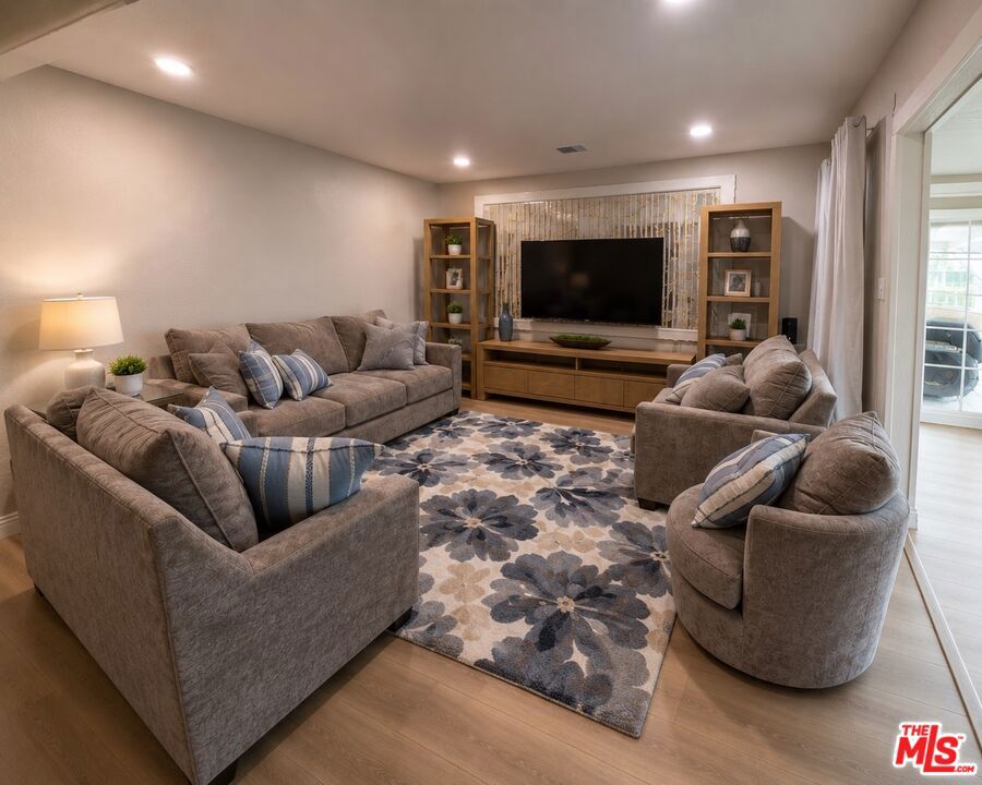 1982 Olive Avenue