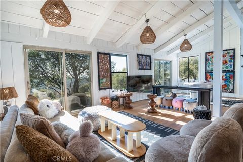 Photo of 43956 Rocky Ridge Rd, Coarsegold, CA 93614 (MLS # FR26038399)