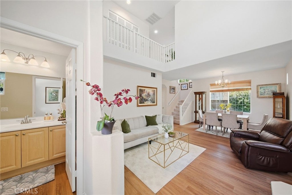 27123 Saddlepeak Trail