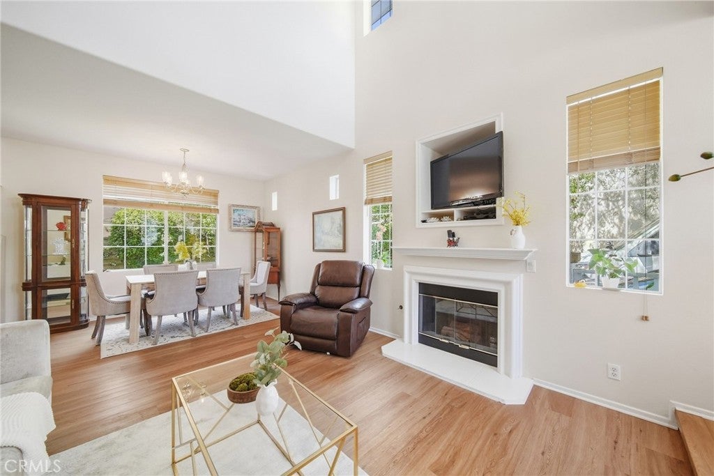 27123 Saddlepeak Trail