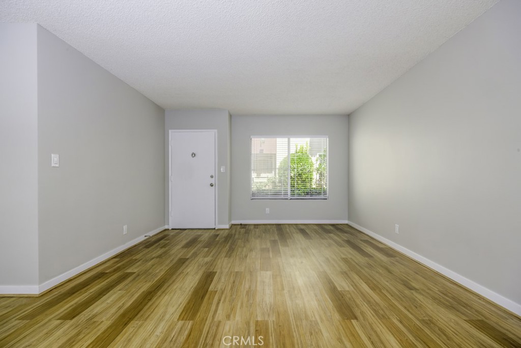 430 Chestnut Avenue 101