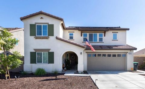 1432 Carolina Court Hemet CA 92543