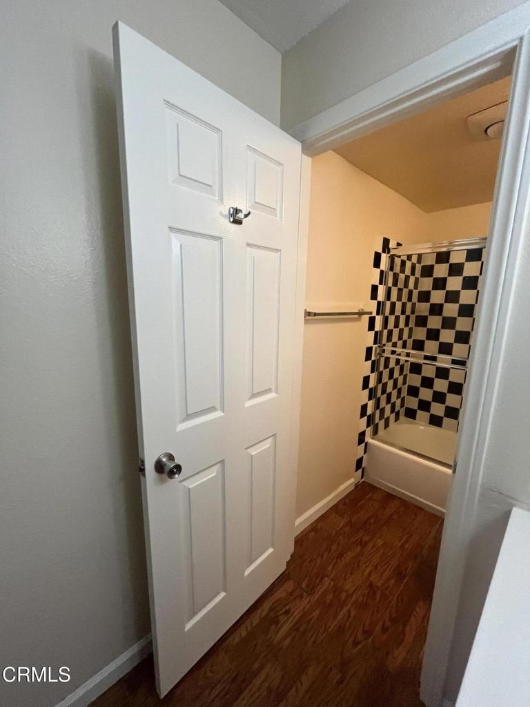 Properties 233 S Ventura Road S 123
