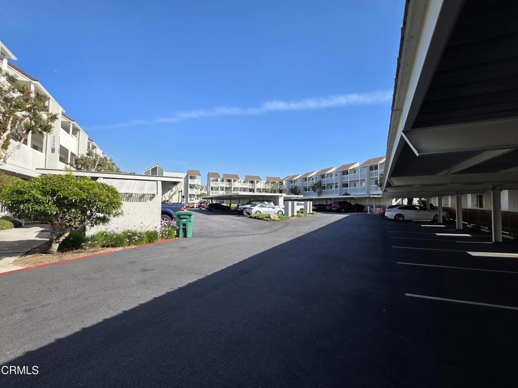 233 S Ventura Road S 123