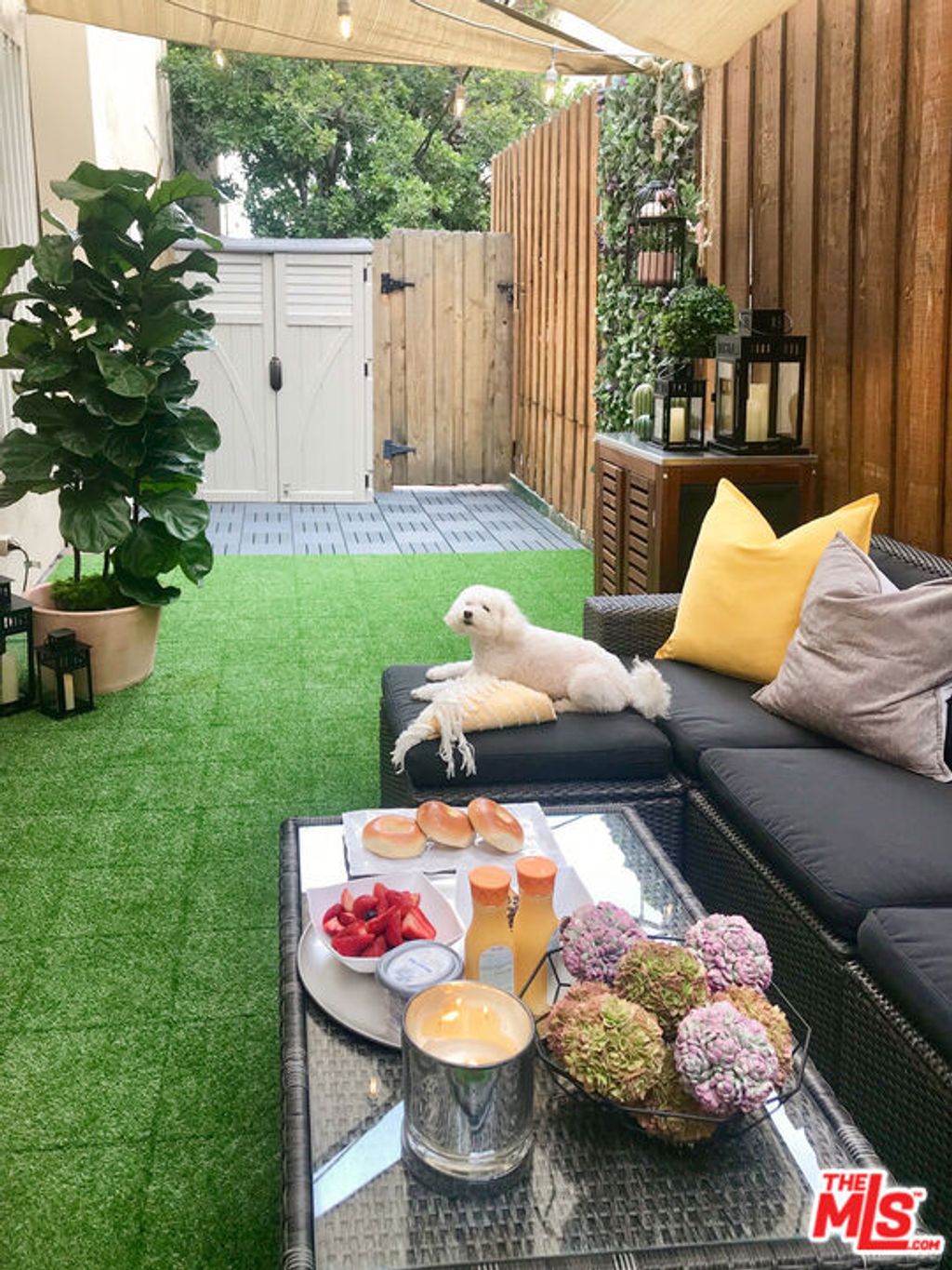 Photo of 1221 N Kings Road #104, West Hollywood, CA 90069 (MLS # 25597041)