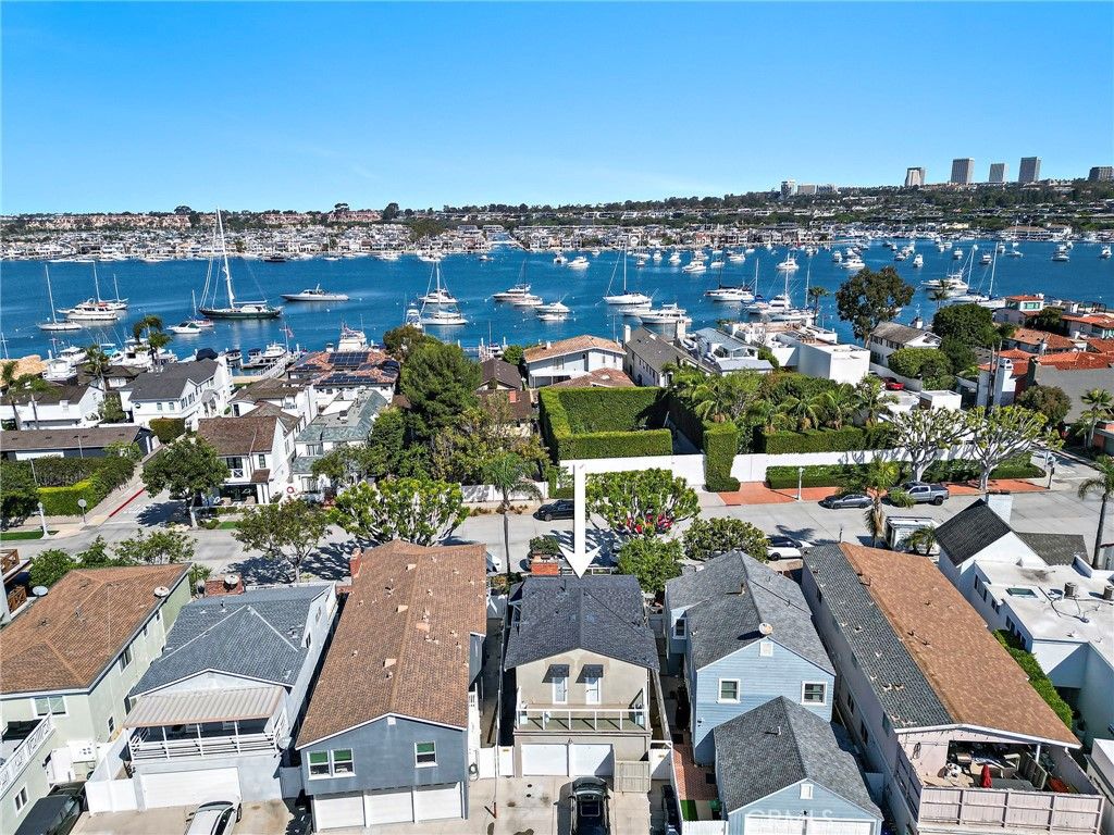 Photo of 1613 E Balboa Blvd, Newport Beach, CA 92661 (MLS # LG26051970)