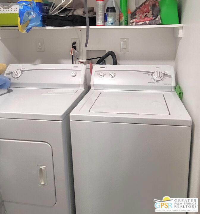 Desert Crest Country Club - Manufactured In Park