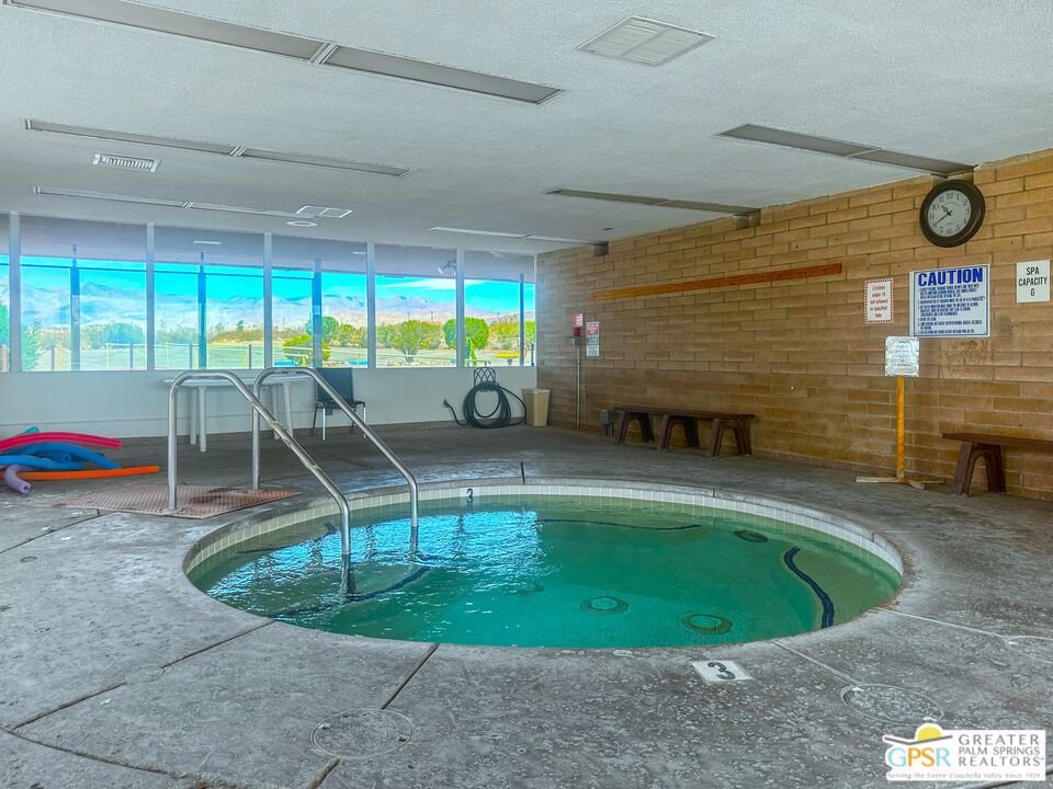 Desert Crest Country Club - Manufactured In Park