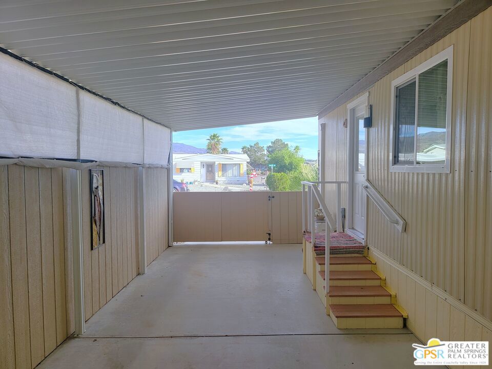 Desert Crest Country Club - Manufactured In Park