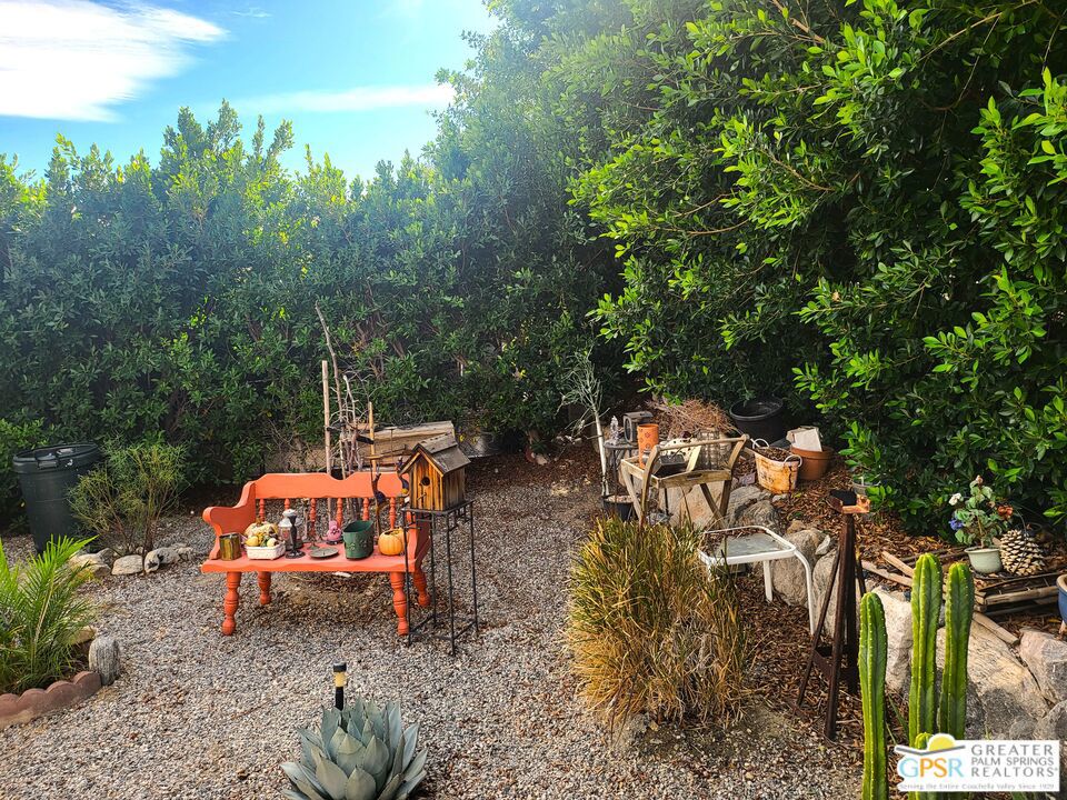 Desert Crest Country Club - Manufactured In Park