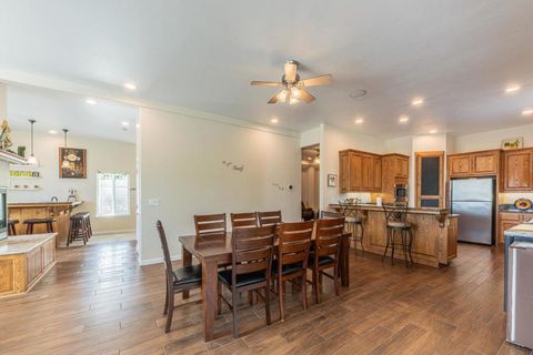 Tiny photo for 2188 Ridge Rider Road, Bradley, CA 93426 (MLS # ML82042974)