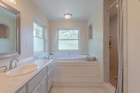 Tiny photo for 2188 Ridge Rider Road, Bradley, CA 93426 (MLS # ML82042974)