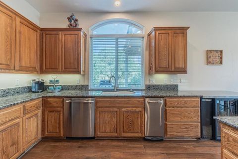 Tiny photo for 2188 Ridge Rider Road, Bradley, CA 93426 (MLS # ML82042974)