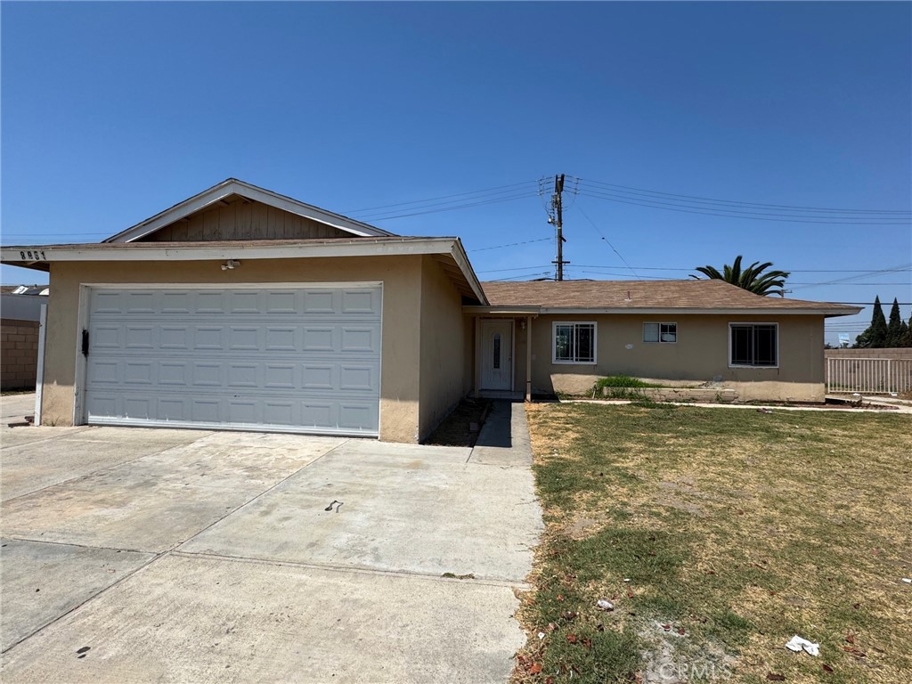 8961 Emerald Avenue