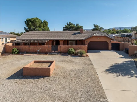 4698 Quartz Hill Road, Lancaster, CA 93536 - MLS#: SR26216246