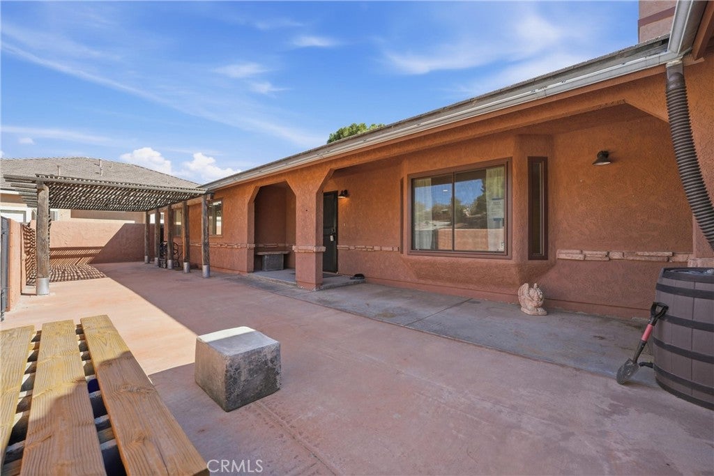 4698 Quartz Hill Road