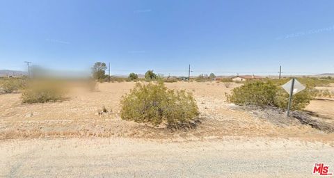 Photo of 0 Sunfair Road, Joshua Tree, CA 92252 (MLS # 26659395)