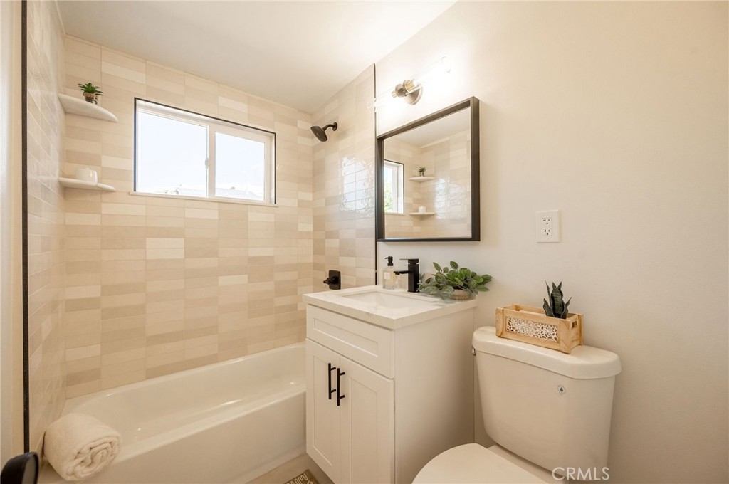 East Lakewood (ELK) - Residential