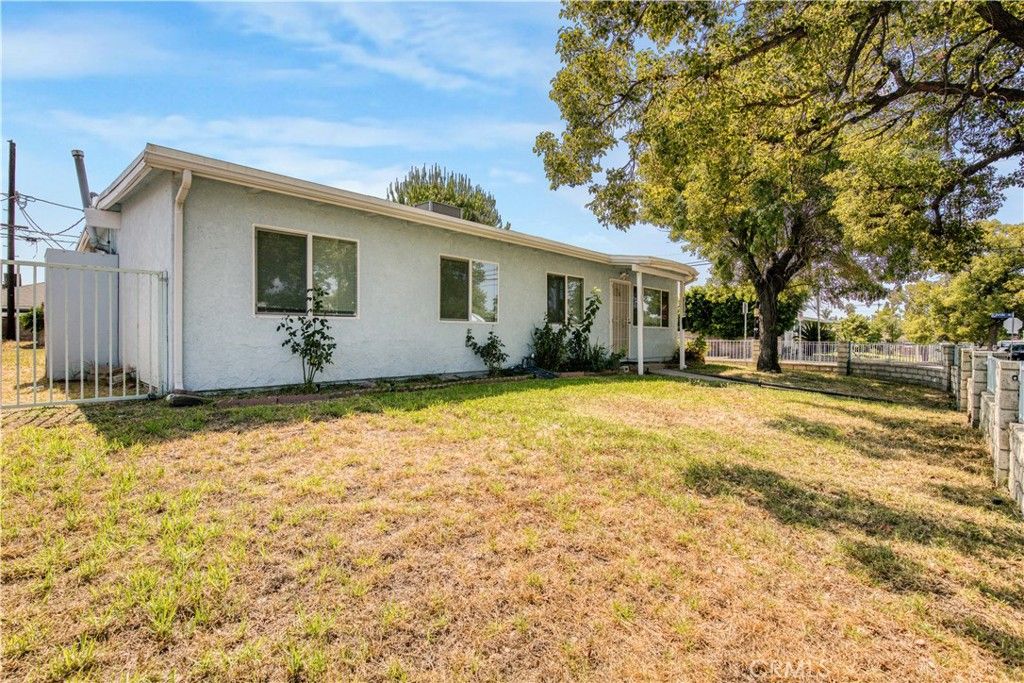 Photo of 13778 Desmond Street, Pacoima, CA 91331 (MLS # SR25216844)