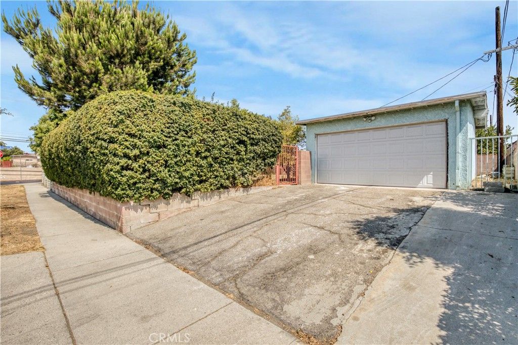 Photo of 13778 Desmond Street, Pacoima, CA 91331 (MLS # SR25216844)