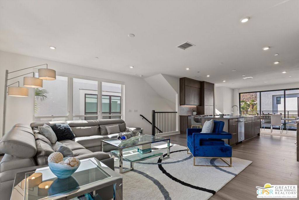 Photo of 906 Cameron Center Drive, Palm Springs, CA 92264 (MLS # 25618601PS)