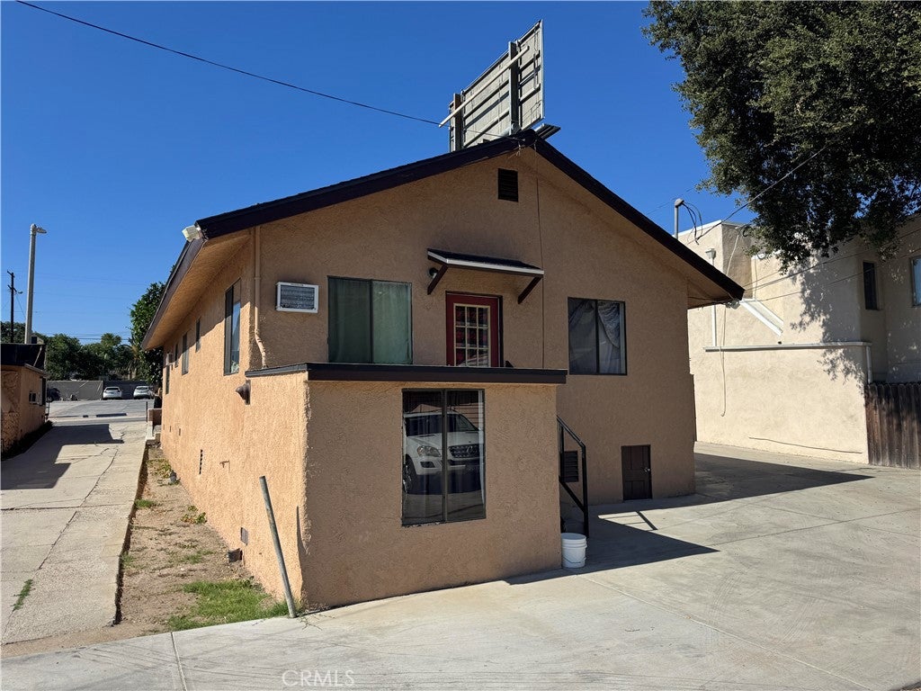 6938 6940 Foothill Boulevard