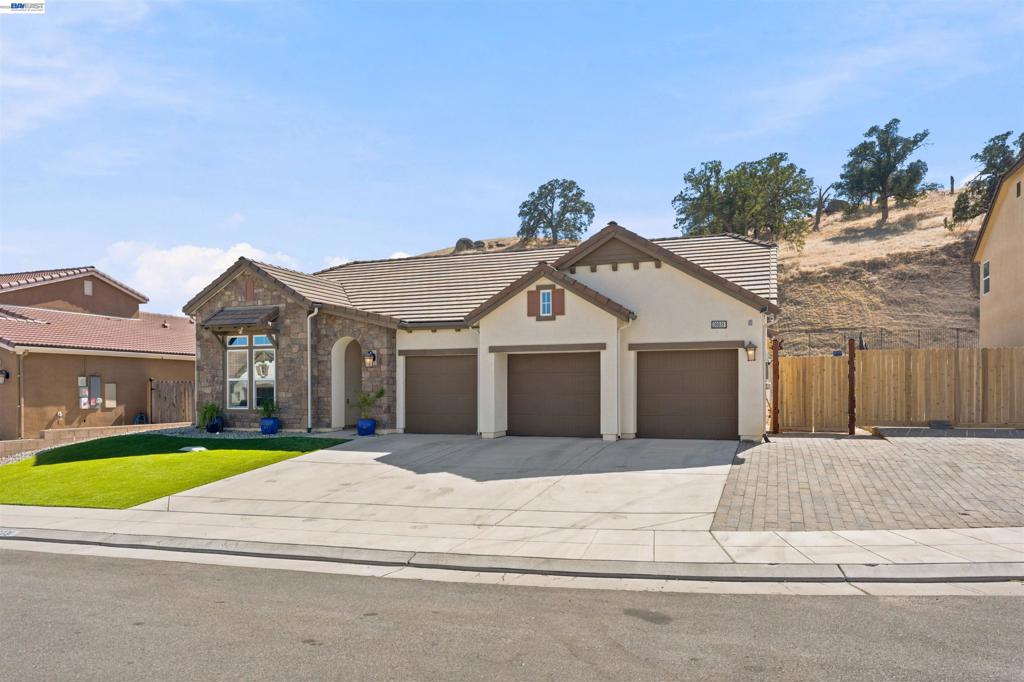 20031 Genteel Dr