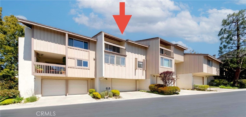 28012 Ridgeforest Court