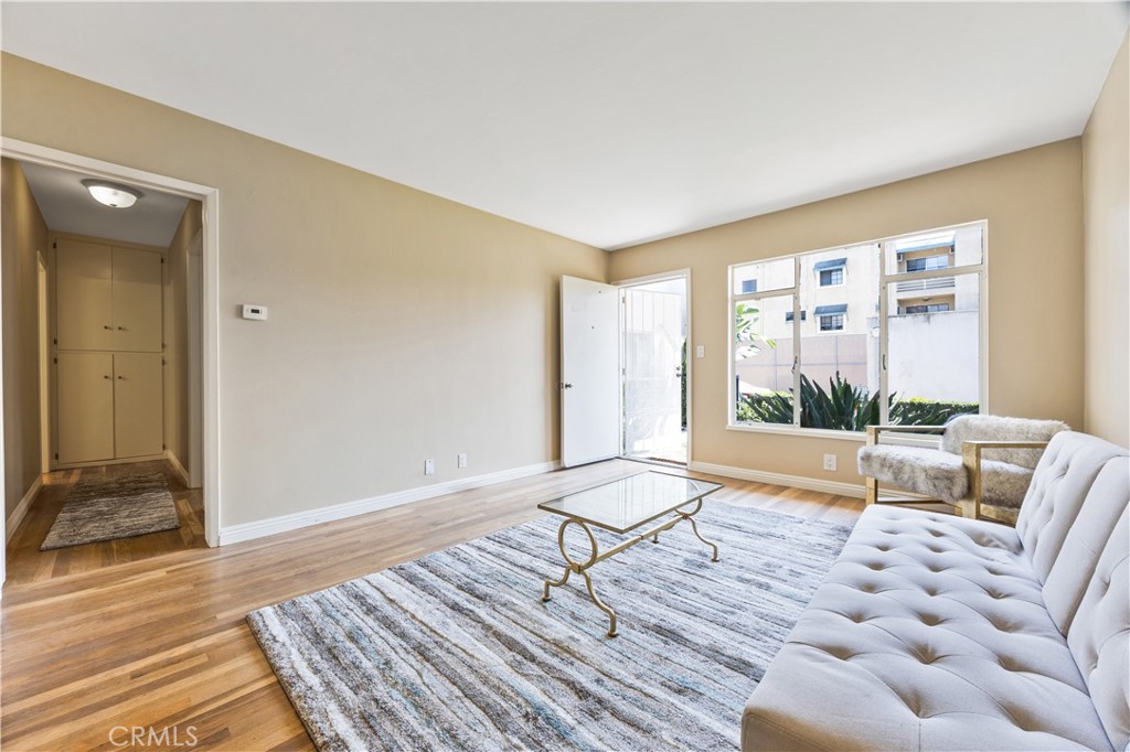 416 Orange Avenue 5