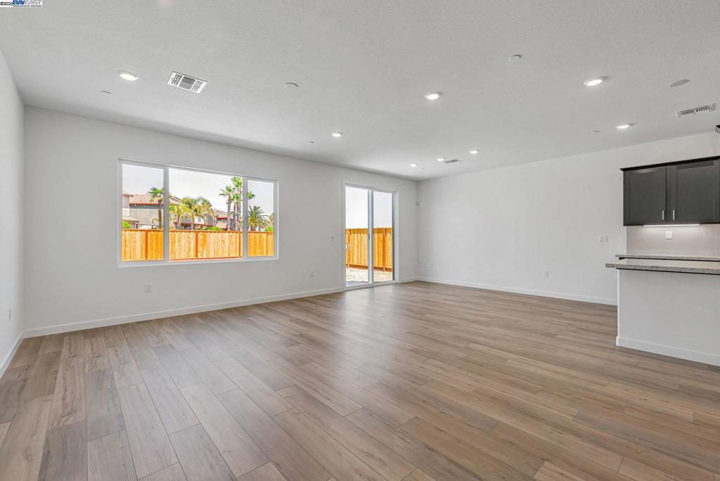 Not Listed - Residential