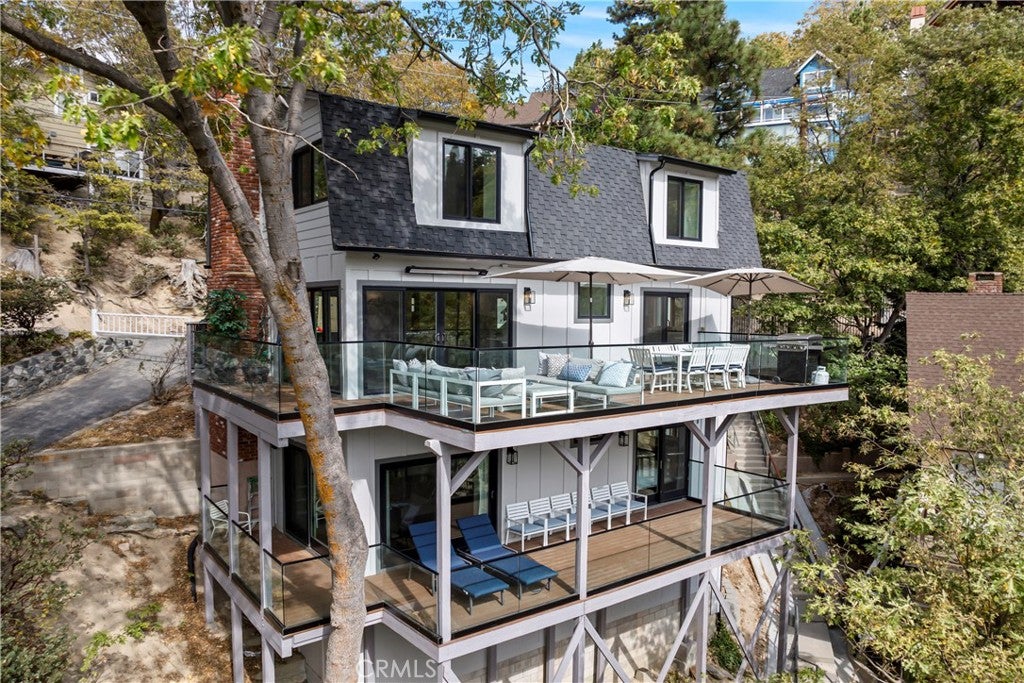 28744 Palisades Drive