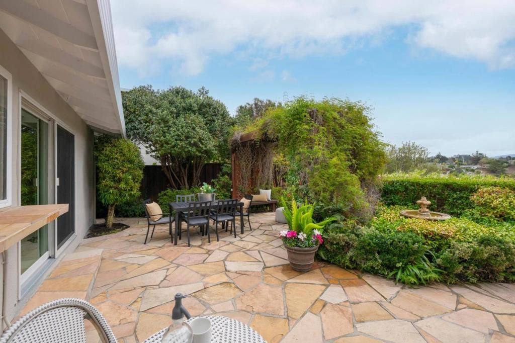 Photo of 1712 Los Altos Drive, San Mateo, CA 94402 (MLS # ML82025157)