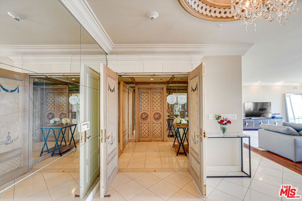 10580 Wilshire Boulevard 8SW