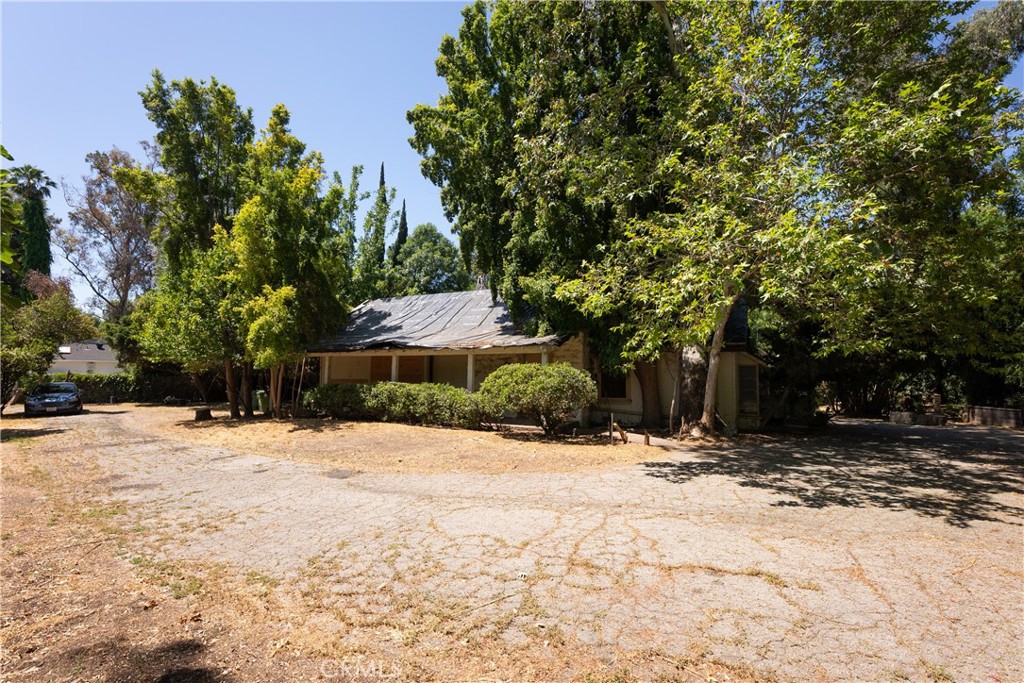 8449 Melvin Avenue