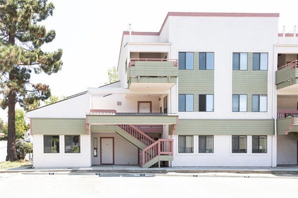 1239 E FOOTHILL BLVD APT 112, SAN LUIS OBISPO, CA 93405 - Image f3a557512e330c6e32db3efa9235e306/4165097215