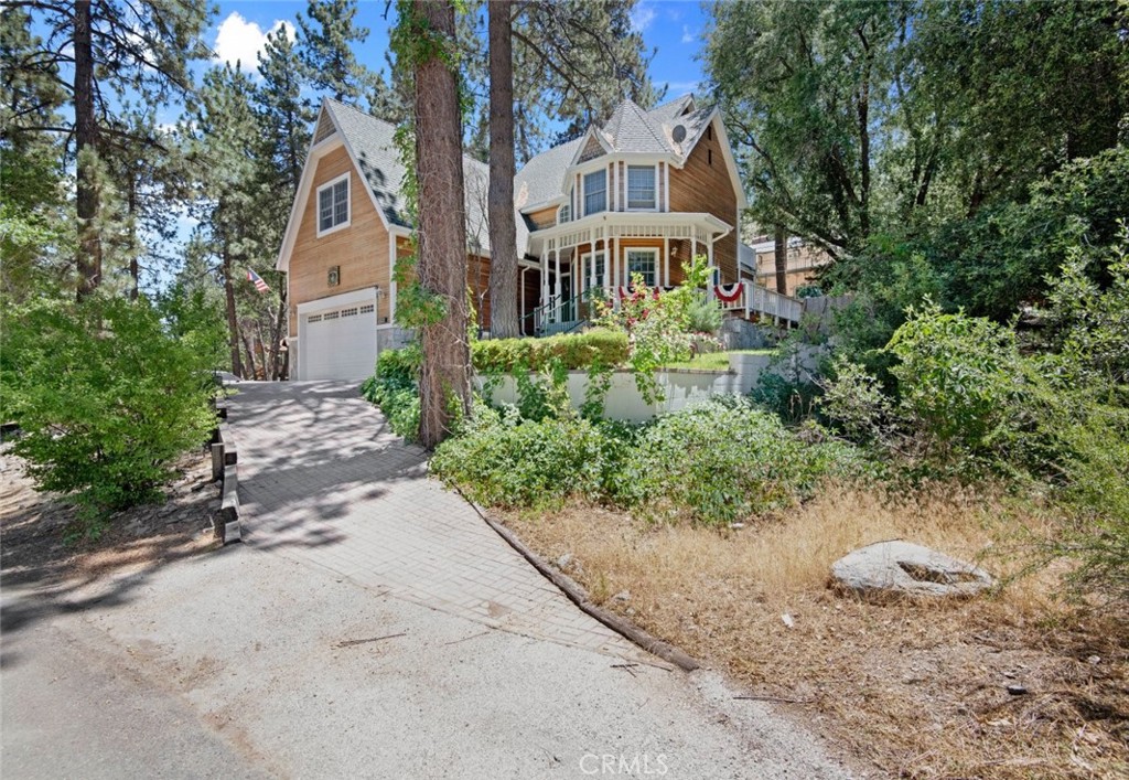 1085 Eagle Road