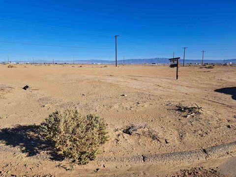 Photo of 1938 Betty Ave Ave, Thermal, CA 92274 (MLS # 41122514)