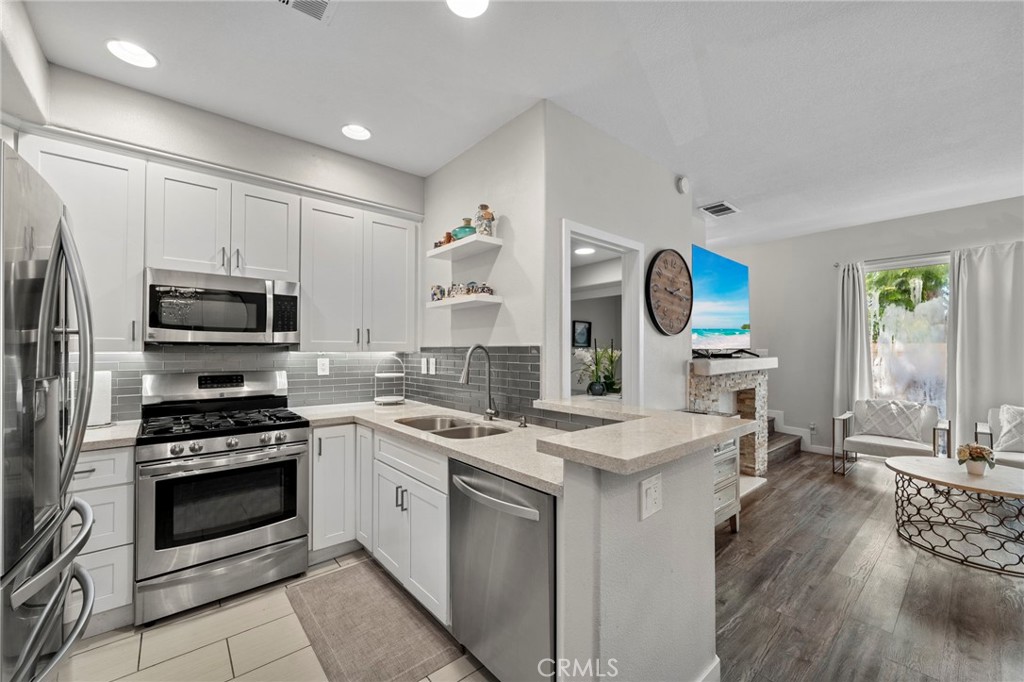 Anaheim Hills Estates (ANHI) - Residential