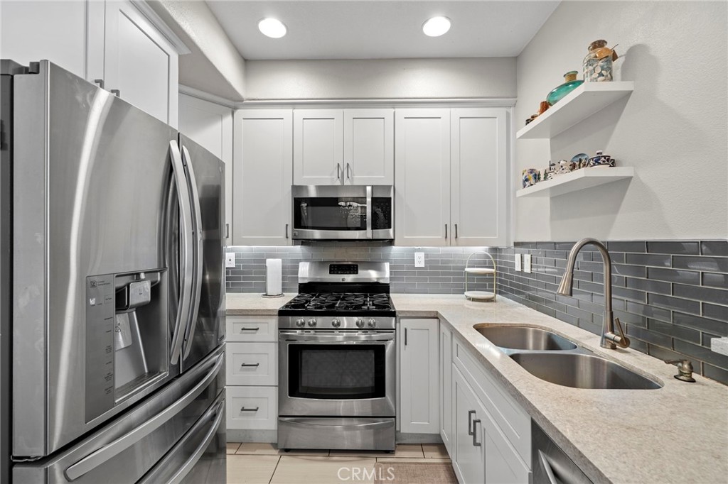 Anaheim Hills Estates (ANHI) - Residential