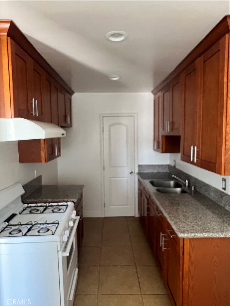5522 Rosemead Boulevard