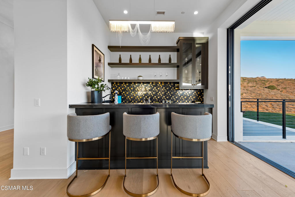 Unknown-999 - Residential