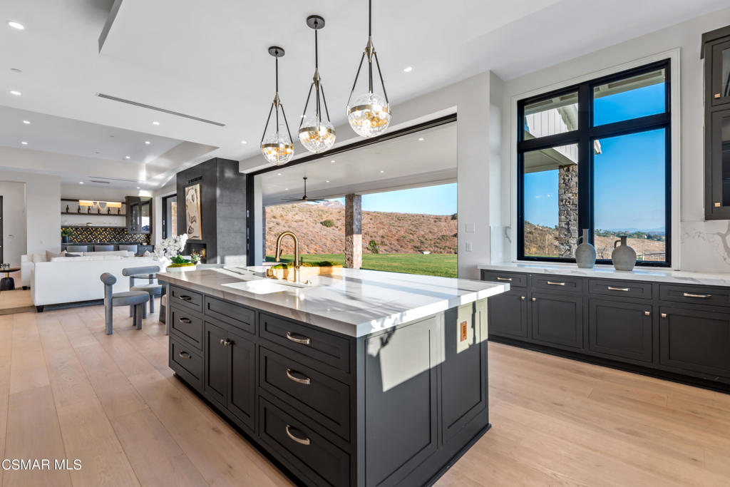 Unknown-999 - Residential